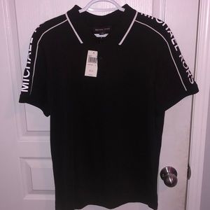 Brand new Michael Kors shirt purchased but didn’t fit me good